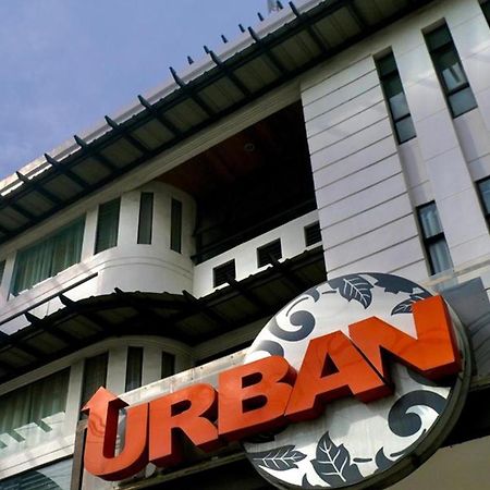 Urban Inn Iloilo Powered By Cocotel Екстер'єр фото